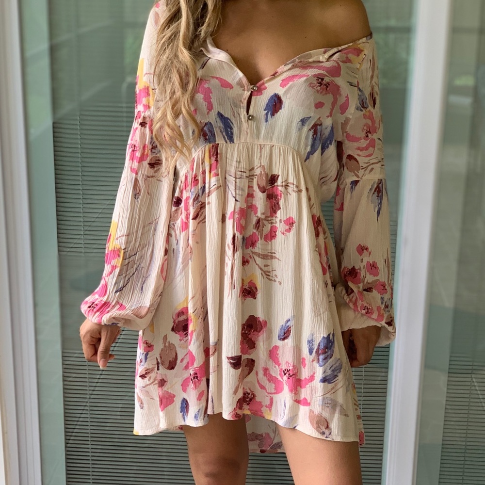 BILLABONG long sleeve floral dress
